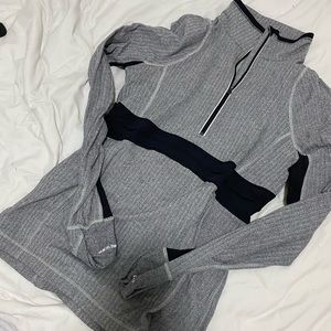 Lululemon size 10 sweater